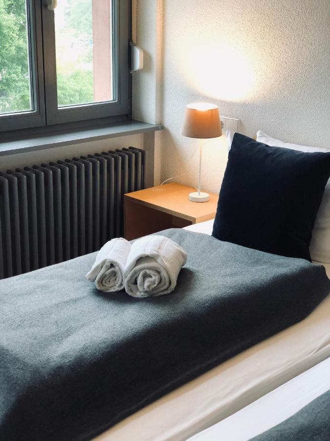 Hotel & Restaurant Gruener Baum Merzhausen エクステリア 写真