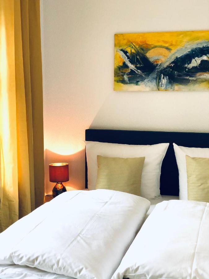 Hotel & Restaurant Gruener Baum Merzhausen エクステリア 写真