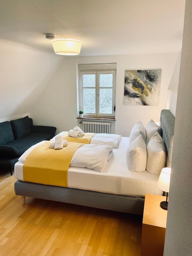 Hotel & Restaurant Gruener Baum Merzhausen エクステリア 写真