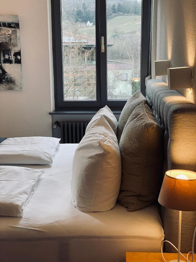 Hotel & Restaurant Gruener Baum Merzhausen エクステリア 写真