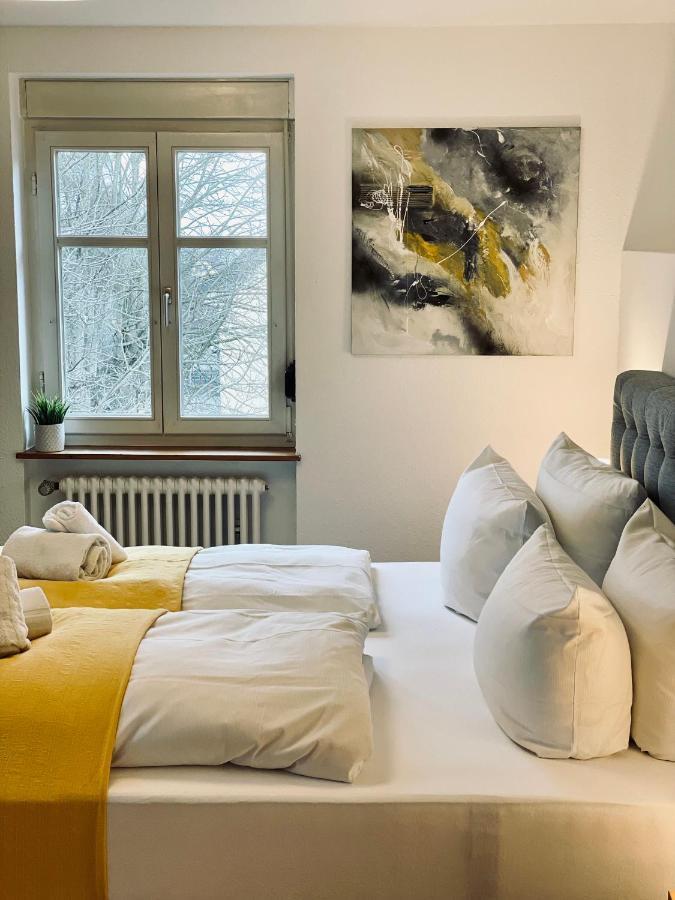 Hotel & Restaurant Gruener Baum Merzhausen エクステリア 写真