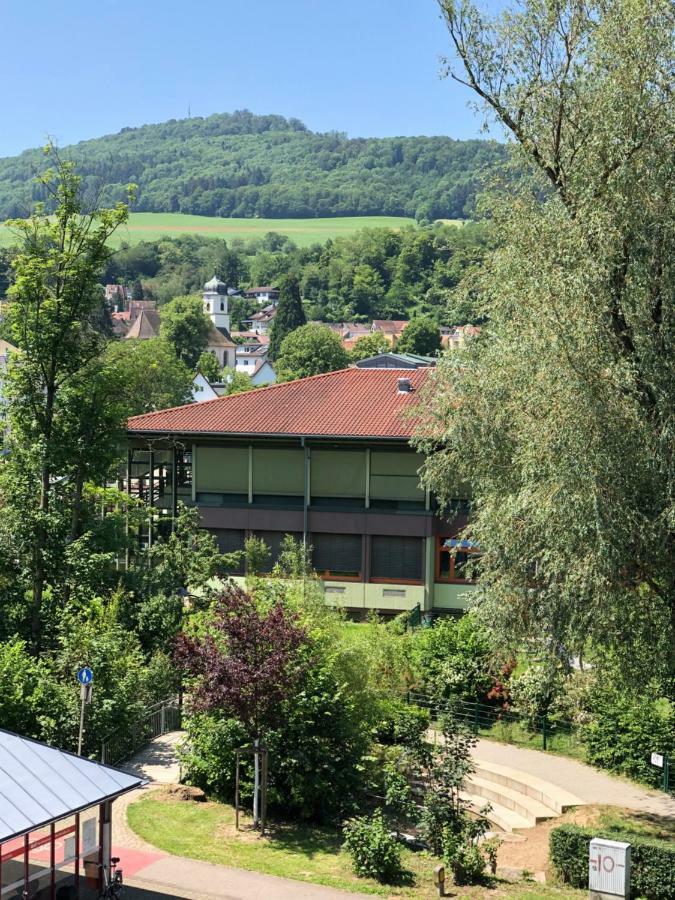 Hotel & Restaurant Gruener Baum Merzhausen エクステリア 写真